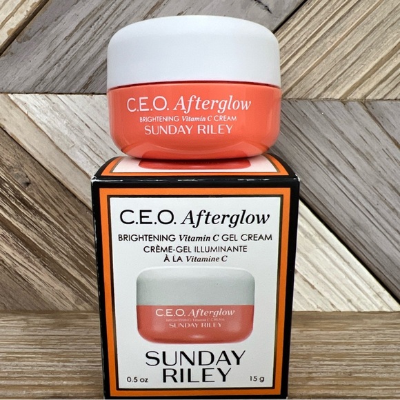 UPDATED LISTING Sunday Riley Bundle!! - Picture 2 of 2